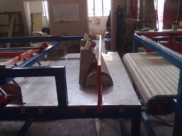 স্বয়ং-সম্পূর্ণ Foam কাজ মেশিন / যন্ত্রপাতি উচ্চ দক্ষতা, 2500 মিমি খ্রিস্টাব্দ