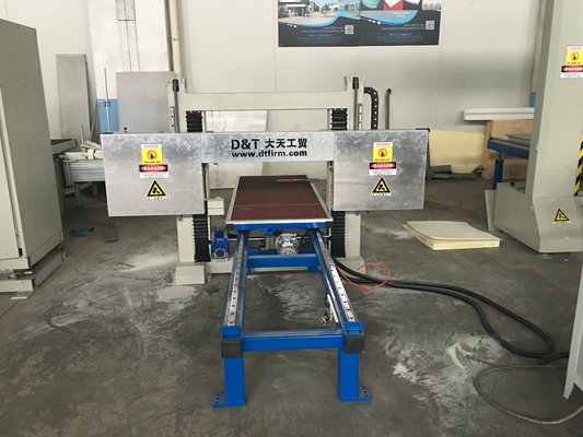 পীর ইভা ফোমের জন্য Cnc ফাস্ট ওয়্যার অনুভূমিক ফেনা কাটার মেশিন